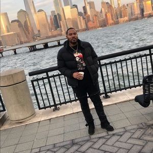 Meet your Posher, Damien